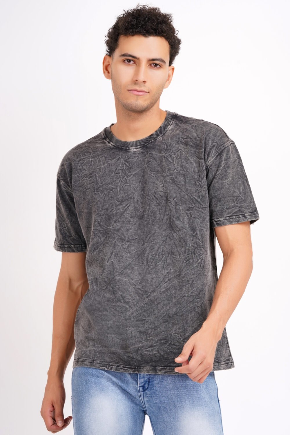 Drop Shoulder Oversized Men’s T-Shirt – Comfortable & Trendy